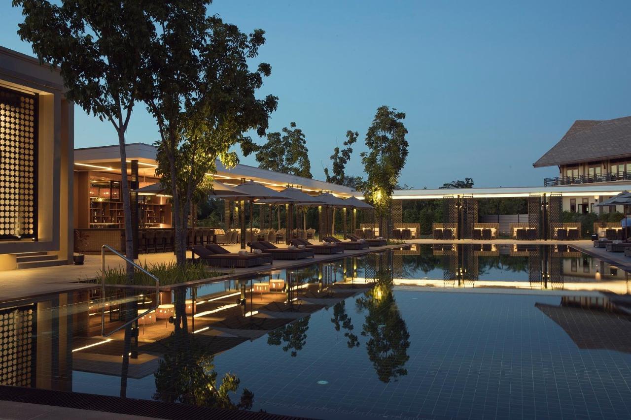 Emerald Palace Hotel Naypyidaw Экстерьер фото