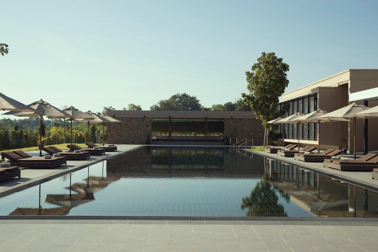 Emerald Palace Hotel Naypyidaw Экстерьер фото